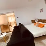 Affittacamere Apartment *