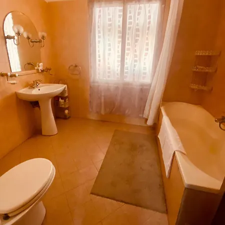 Apartment בית הארחה